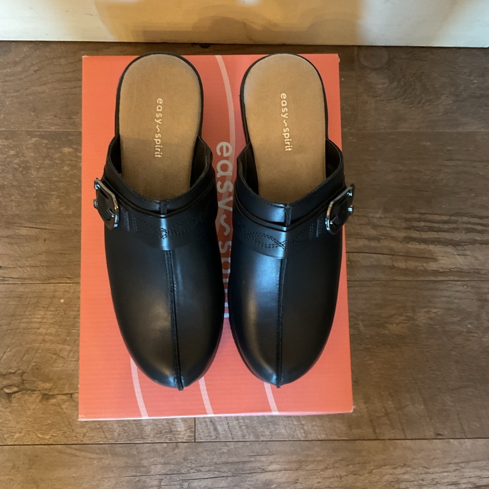 Easy Spirit Black Leather Mules with Buckle